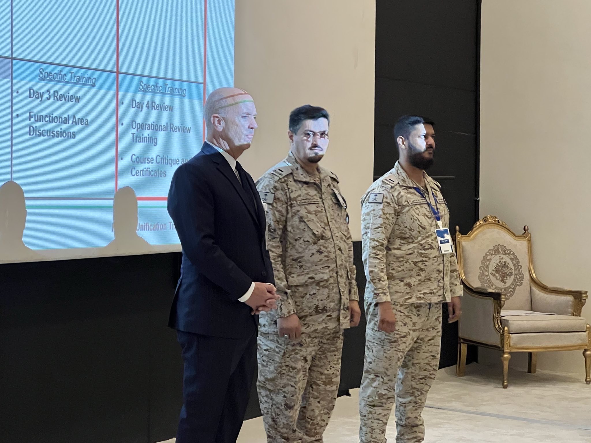 Briefing senior Saudi officers